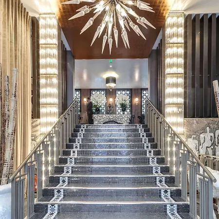The One Alma Hotel Parigi