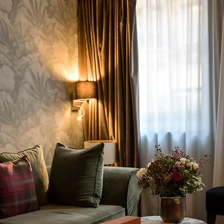 Hotel The One Alma Parigi