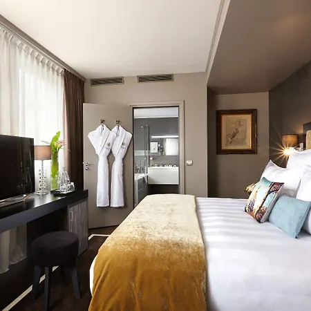 The One Alma Hotel Parigi