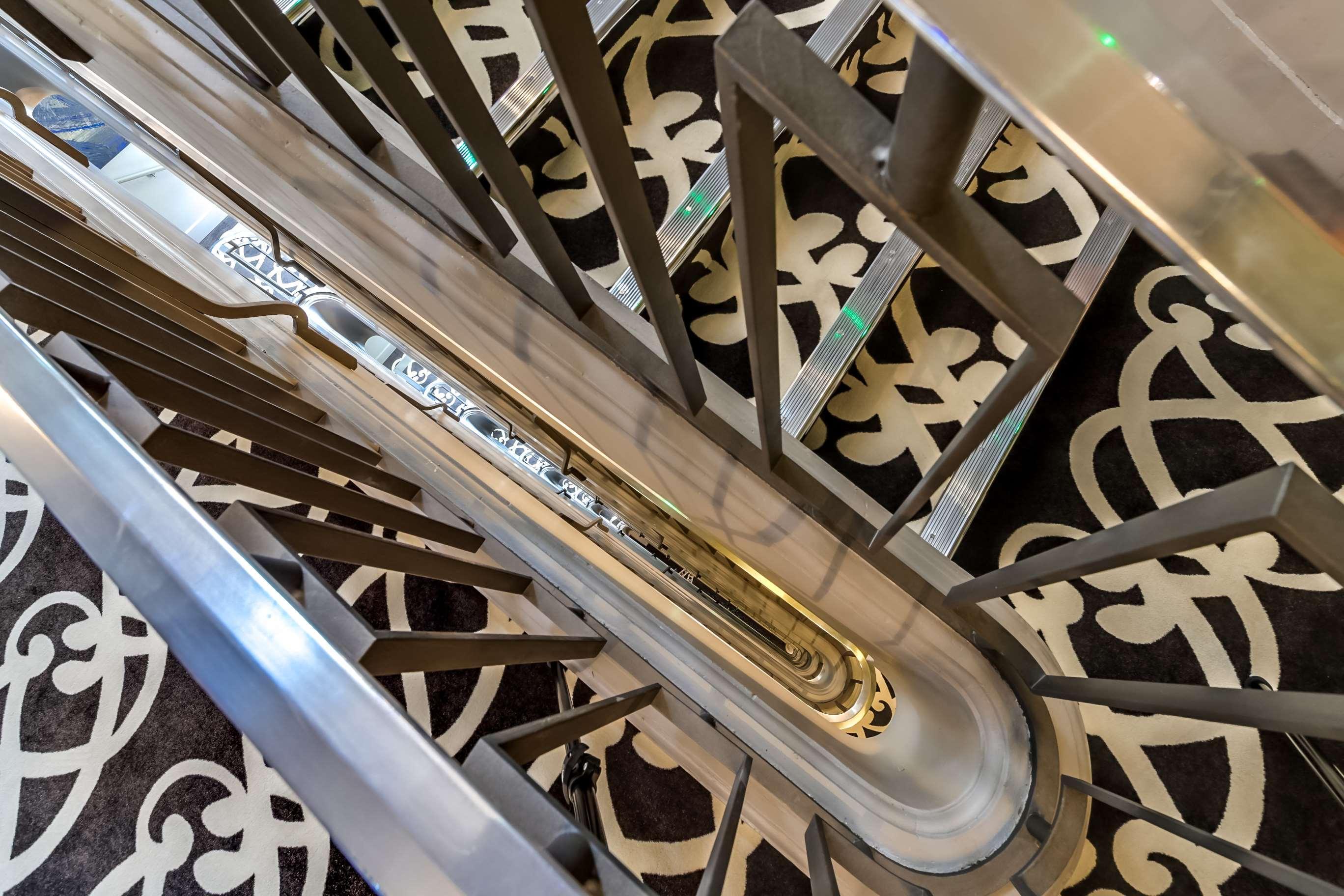 Hotel The One Alma 5*