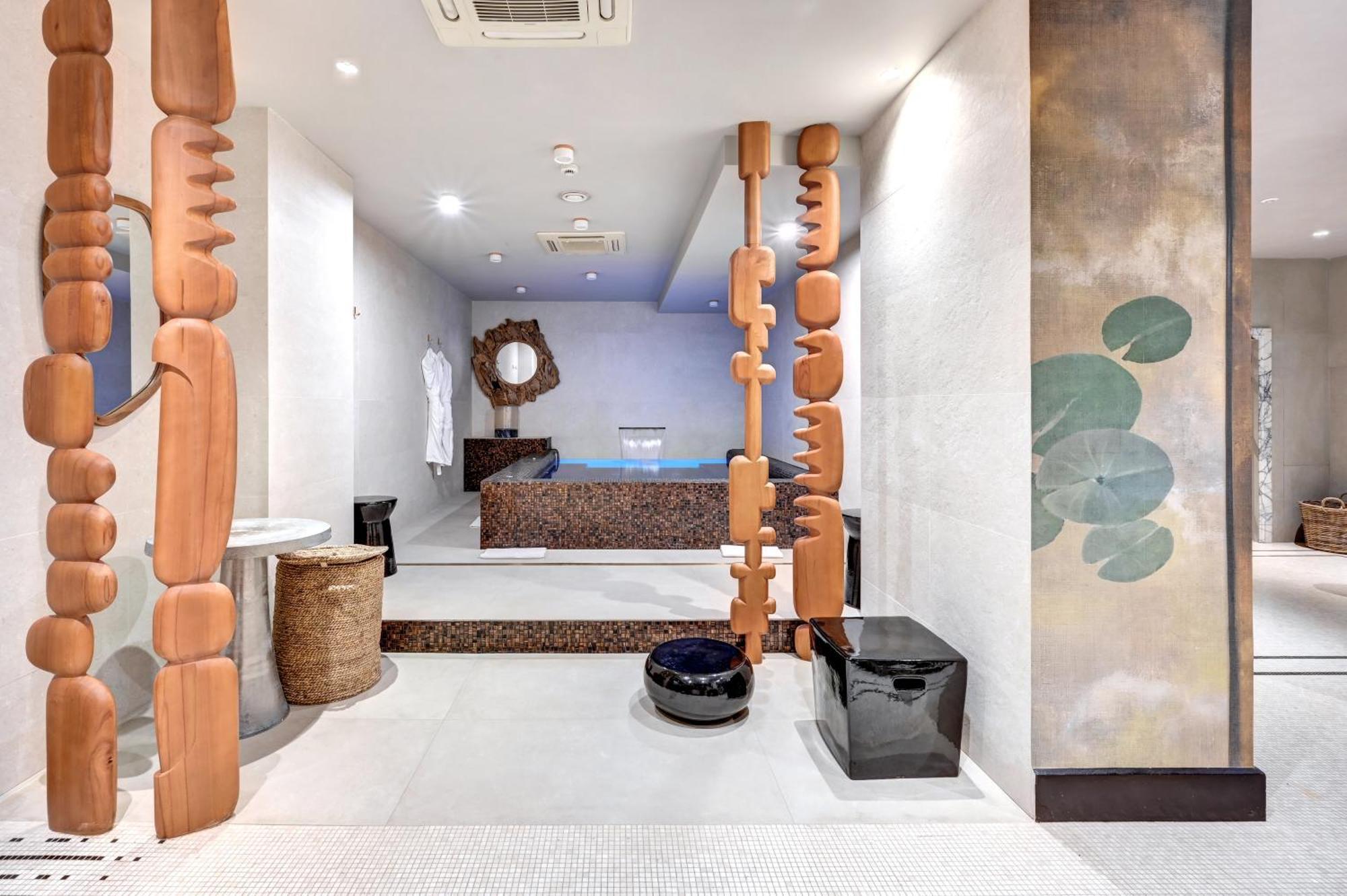 The One Alma 5* Paris